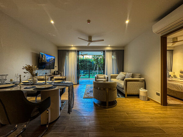 Апартаменты в Laguna Beachside, 100 м2